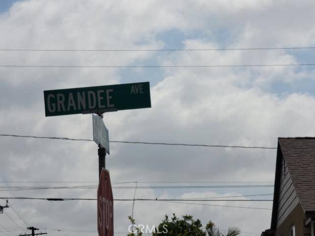 Compton, CA 90220,1307 S Grandee Avenue
