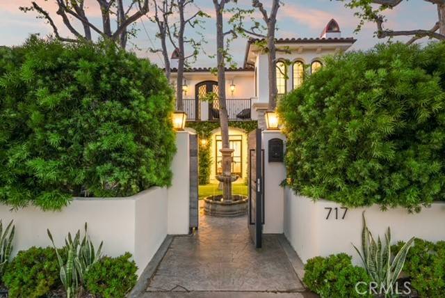 Manhattan Beach, CA 90266,717 35th Street