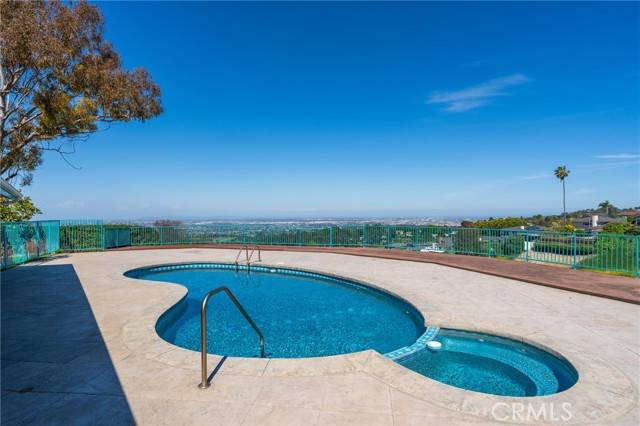 Rancho Palos Verdes, CA 90275,27138 Diamondhead Lane