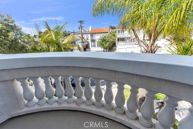 Redondo Beach, CA 90277,723 N Lucia Avenue #A