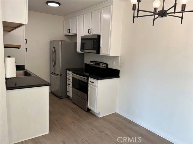 Torrance, CA 90502,23316 Marigold Avenue #R202