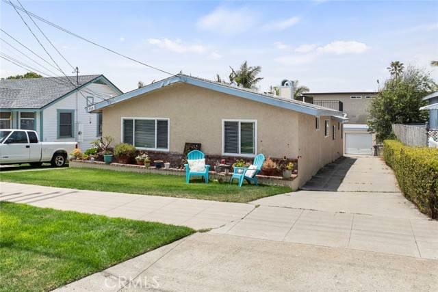 Redondo Beach, CA 90277,737 Carnelian Street