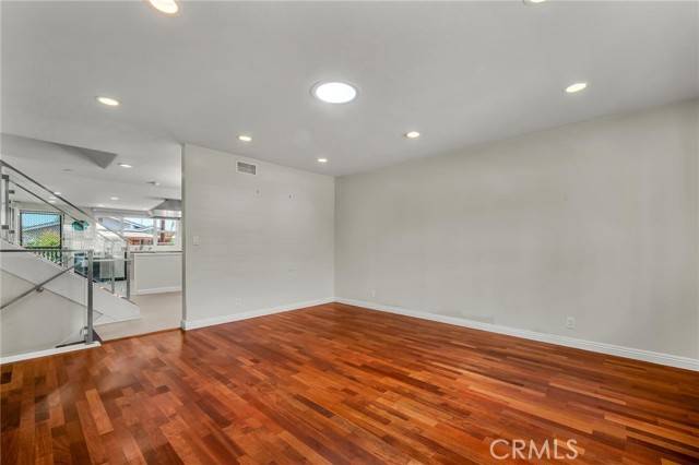 Torrance, CA 90504,2049 W 166th Street