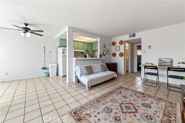 San Pedro (los Angeles), CA 90731,910 W 26th Street #3