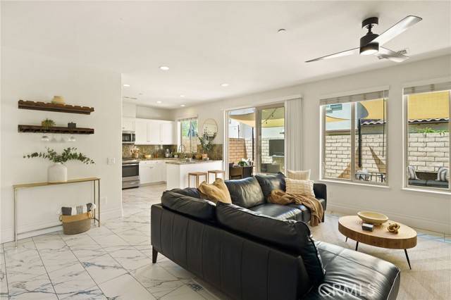 Moorpark, CA 93021,6807 Simmons Way