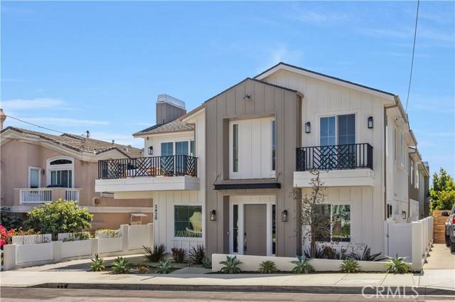 Redondo Beach, CA 90278,2420 Ives Lane #B