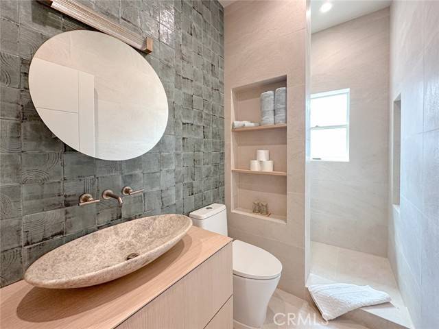 Redondo Beach, CA 90277,1246 S Gertruda Avenue