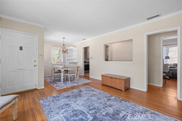 Hawthorne, CA 90250,5353 W 121st Street