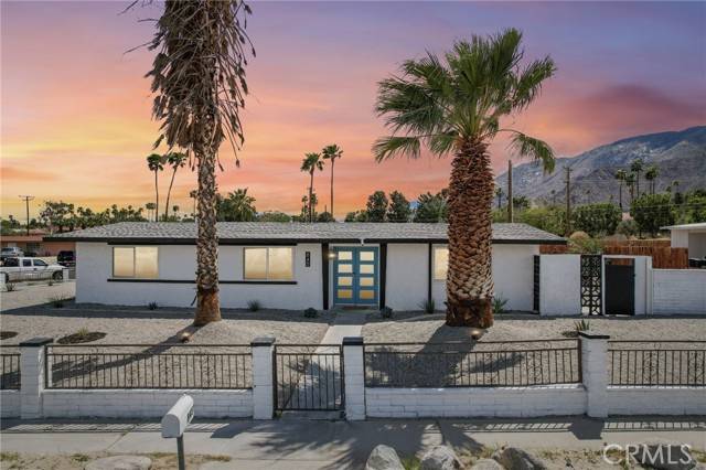 Palm Springs, CA 92262,845 W Gateway Drive