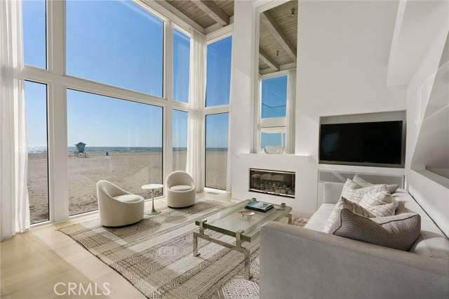 Oxnard, CA 93035,3557 Ocean Drive