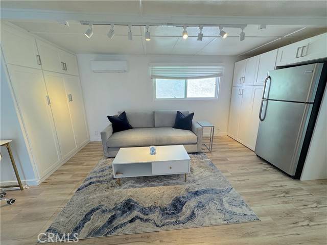 Redondo Beach, CA 90277,726 Esplanade