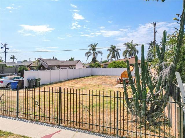 Compton, CA 90222,0 W 134th Place
