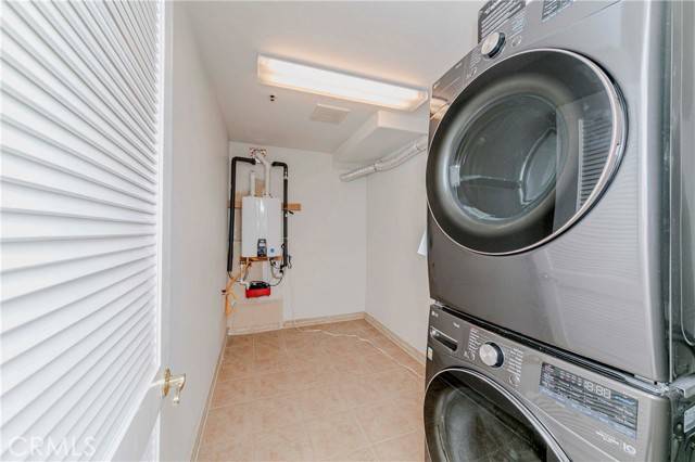 Torrance, CA 90501,1514 W 207th Street #C