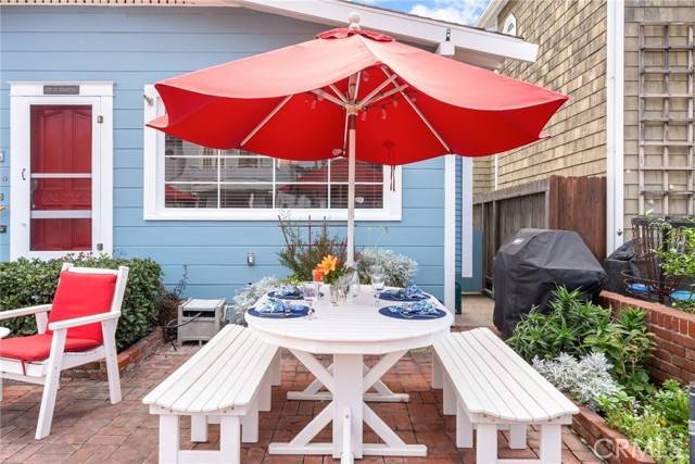 Hermosa Beach, CA 90254,36 19th Street