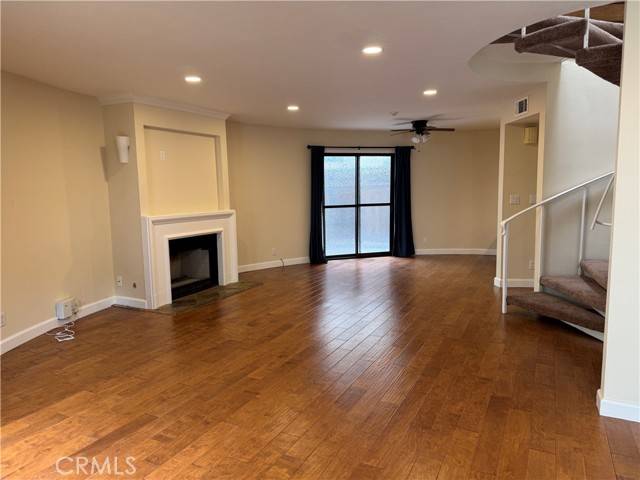 Redondo Beach, CA 90277,610 N Guadalupe Avenue #9