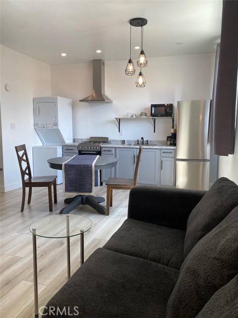 Gardena, CA 90249,15519 Gramercy Place