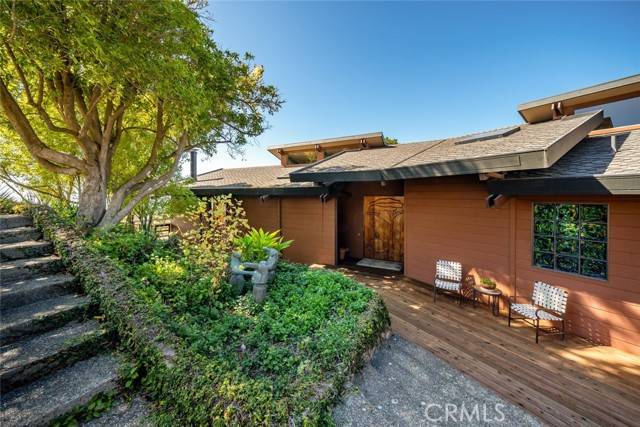 Cambria, CA 93428,900 Pineridge Drive