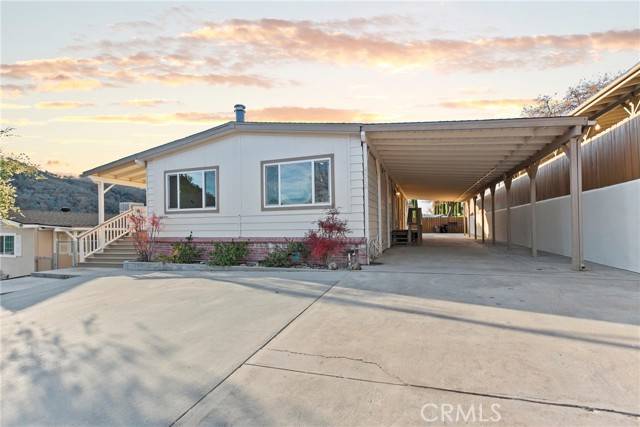 Paso Robles, CA 93446,4561 Windward Way