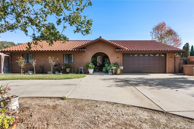 Lompoc, CA 93436,3332 Courtney Drive