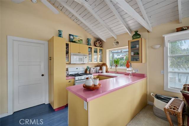 Avila Beach, CA 93424,502 1st Street