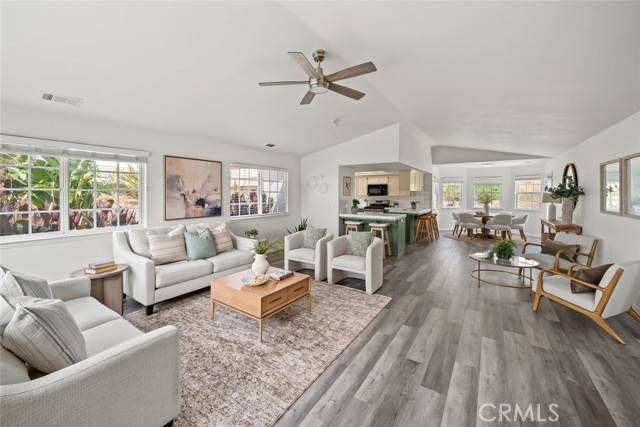 Pismo Beach, CA 93449,289 Irish Way