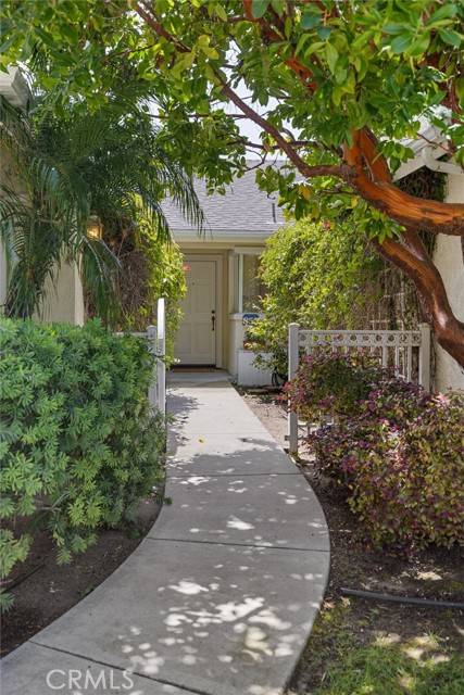 San Luis Obispo, CA 93401,855 Dahlia Lane