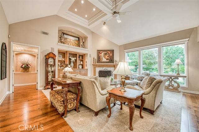 Fresno, CA 93720,1181 E Newhall