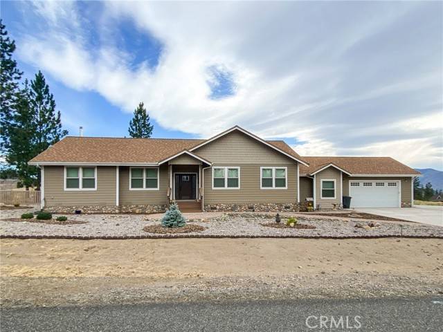 Weed, CA 96094,5425 Muskrat Road