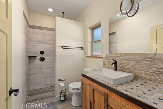 Paradise, CA 95969,385 Circlewood Drive