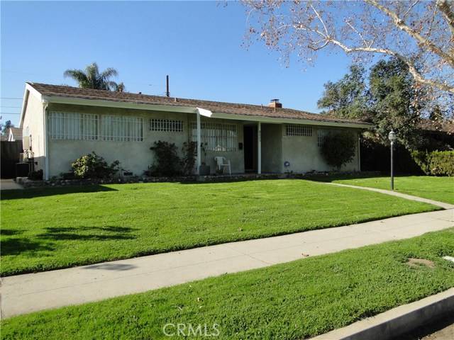 Winnetka (los Angeles), CA 91306,8623 Corbin Avenue