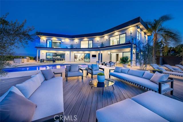 Encino (los Angeles), CA 91436,3919 Westfall Drive