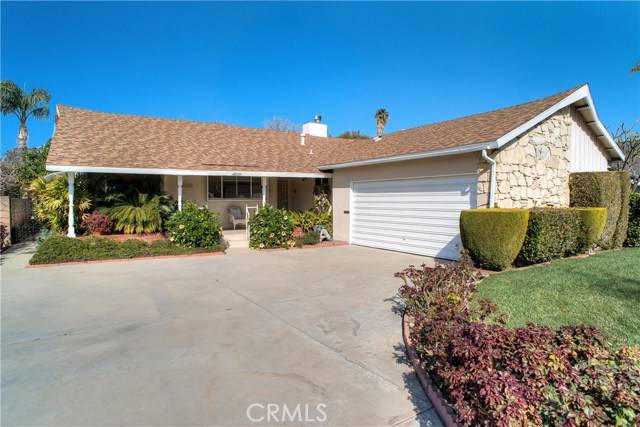 North Hills (los Angeles), CA 91343,16101 Acre Street