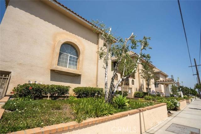 Sylmar (los Angeles), CA 91342,14365 Foothill Boulevard #11