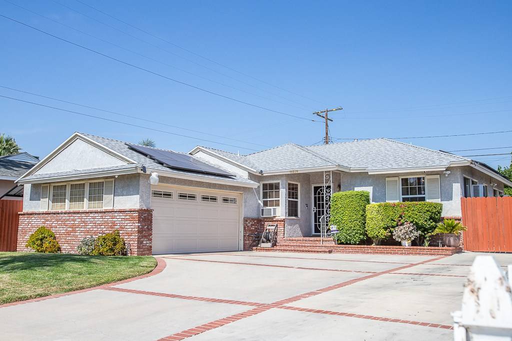 Granada Hills (los Angeles), CA 91343,10220 Sophia Avenue