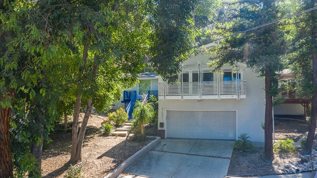 Woodland Hills (los Angeles), CA 91364,21801 San Miguel Street