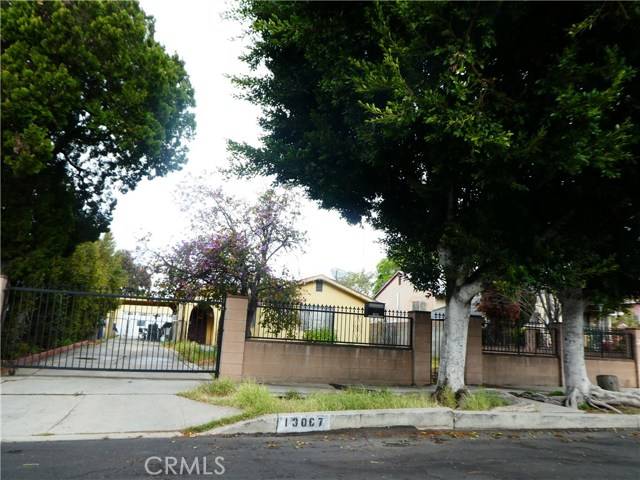 Pacoima (los Angeles), CA 91331,13067 Goleta Street