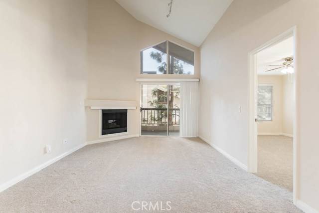 Woodland Hills (los Angeles), CA 91367,21450 Burbank Boulevard #303