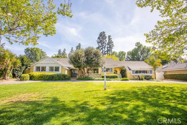 Woodland Hills (los Angeles), CA 91364,4516 Del Moreno Drive