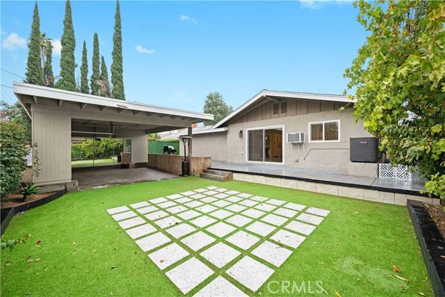 West Hills (los Angeles), CA 91307,23830 Vanowen Street