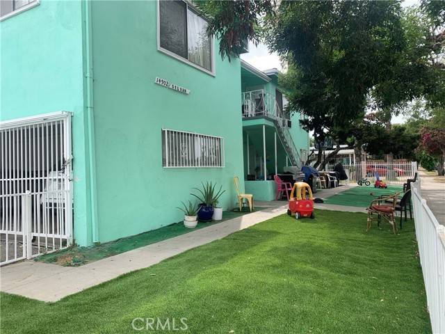 Van Nuys (los Angeles), CA 91411,14902 Sylvan Street