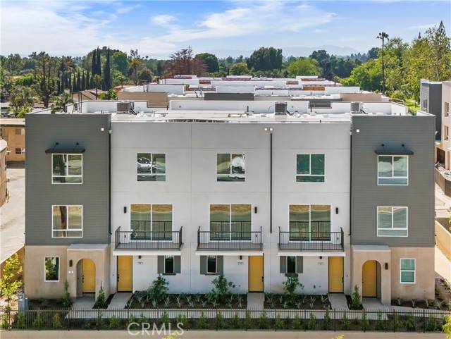 North Hills (los Angeles), CA 91343,9419 N Sepulveda Blvd. #4