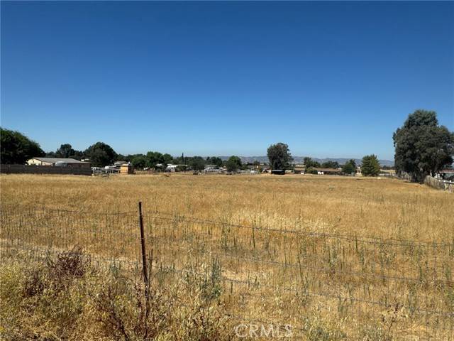 Paso Robles, CA 93446,5195 Whispering Oak Way