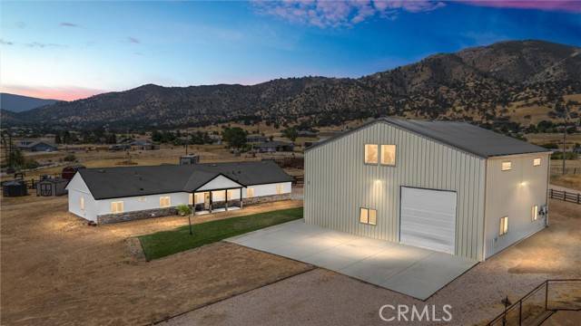 Tehachapi, CA 93561,21736 Pinon Canyon Road