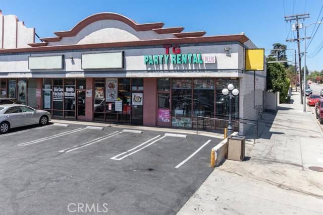 Northridge (los Angeles), CA 91325,8707 Lindley Avenue