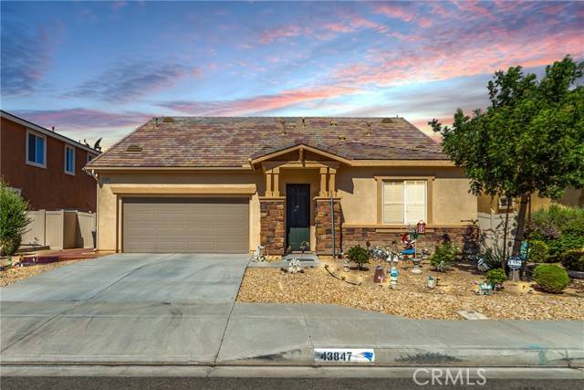 Lancaster, CA 93536,43847 Windrose Place