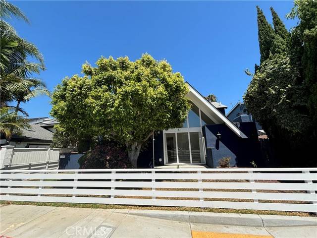 Long Beach, CA 90803,5285 E Appian Way