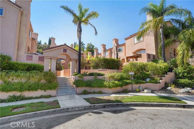 Calabasas, CA 91302,4347 Freedom Drive #B