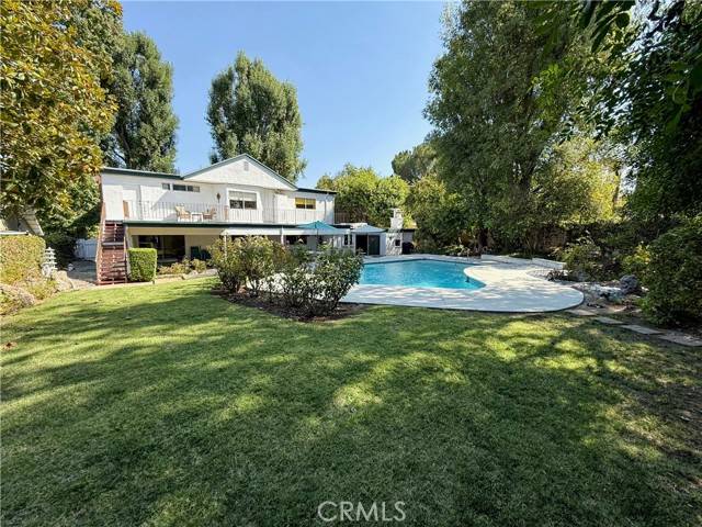 Woodland Hills (los Angeles), CA 91364,4917 Kelvin Avenue