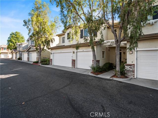 Valencia (santa Clarita), CA 91354,27024 Wolf Creek Trail #22