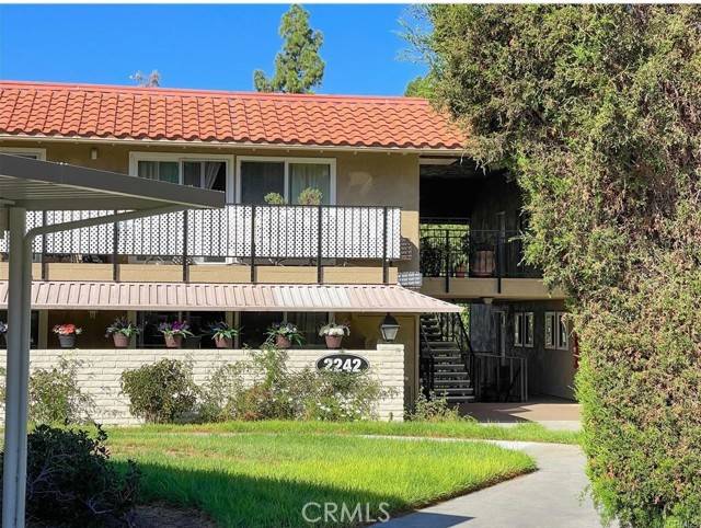 Laguna Woods, CA 92637,2242 Via Puerta B #B